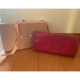 ミュウミュウ(miumiu)の【10/23(金)までの限定販売】 miumiu 財布(財布)