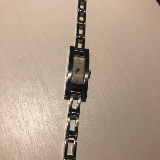 Gucci(グッチ)のgucci腕時計 レディースのファッション小物(腕時計)の商品写真