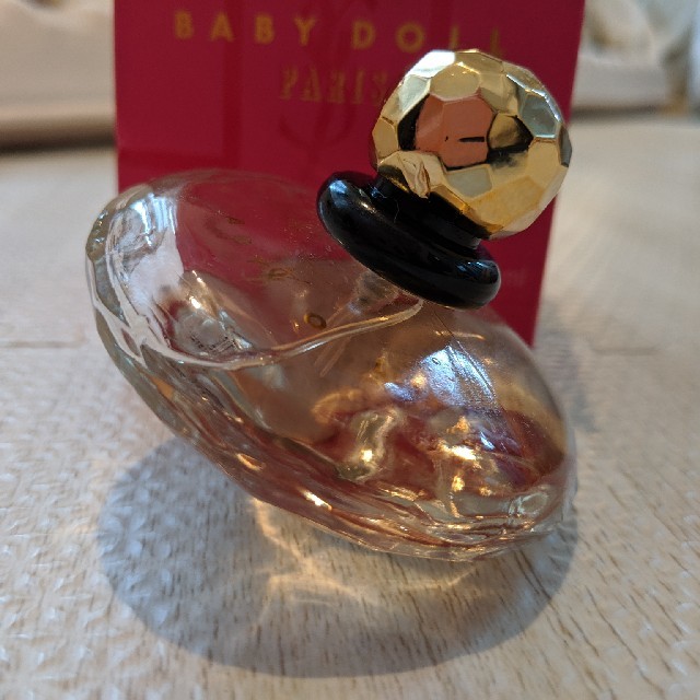 BABYDOLL(ベビードール)のベビードール　オードトワレ　30ml コスメ/美容の香水(香水(女性用))の商品写真