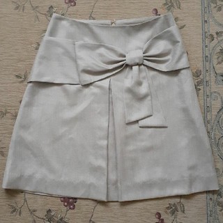 ボンメルスリー(Bon mercerie)のBon mercerie リボンのスカート日本製(ひざ丈スカート)