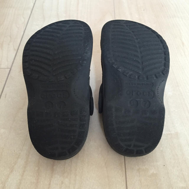 crocs(クロックス)のクロックス6/7 キッズ/ベビー/マタニティのベビー靴/シューズ(~14cm)(サンダル)の商品写真