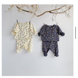 ベビーギャップ(babyGAP)のレモン柄パジャマ　セットアップ　レモン柄ルームウェア　韓国子供服　90(パジャマ)