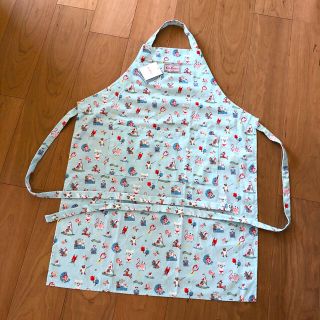 キャスキッドソン(Cath Kidston)の新品未使用　キャスキッドソン　エプロン　スポーティドッグス(収納/キッチン雑貨)