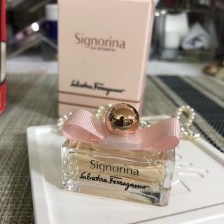 サルヴァトーレフェラガモ(Salvatore Ferragamo)のサルヴァトーレ　フェラガモ　香水5ml(香水(女性用))