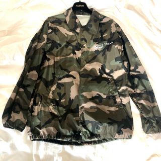 ヴァレンティノ(VALENTINO)のVALENTINO (ヴァレンティノ)ナイロンJK(ナイロンジャケット)