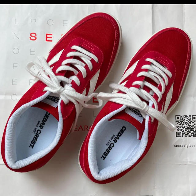 CEDAR CREST(セダークレスト)のメンズ スニーカー セダークレスト 赤色 26.5cm メンズの靴/シューズ(スニーカー)の商品写真
