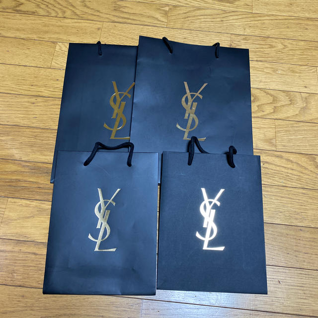 Yves Saint Laurent Beaute(イヴサンローランボーテ)のYSL ショップバッグ4枚 レディースのバッグ(ショップ袋)の商品写真