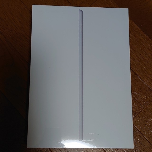 iPad 10.2インチ 第8世代 Wi-Fi 32GB シルバー