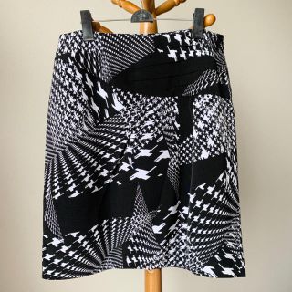 BARNEYS NEW YORK(スカート)のフリマアイテム一覧 BARNEYS NEW YORK(スカート)のフリマアイテム一覧