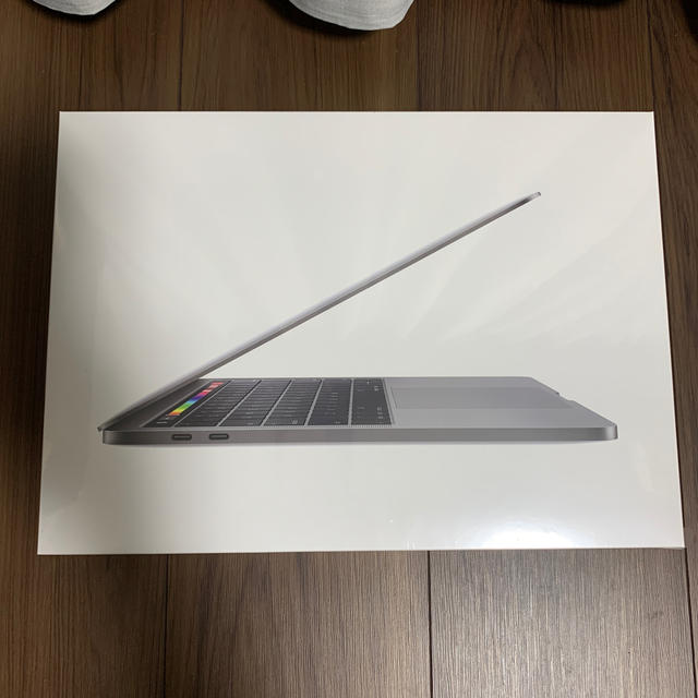 Macbook pro 2019モデル128GB 新品未開封