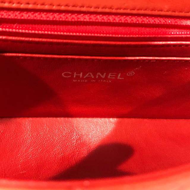 CHANEL(シャネル)のシャネル ミニマトラッセ ラムスキン チェーンショルダーバッグ レディースのバッグ(ショルダーバッグ)の商品写真