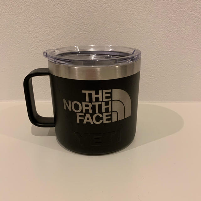 THE NORTH FACE(ザノースフェイス)のTHE NORTH FACE ×YETI  マグカップ スポーツ/アウトドアのアウトドア(食器)の商品写真