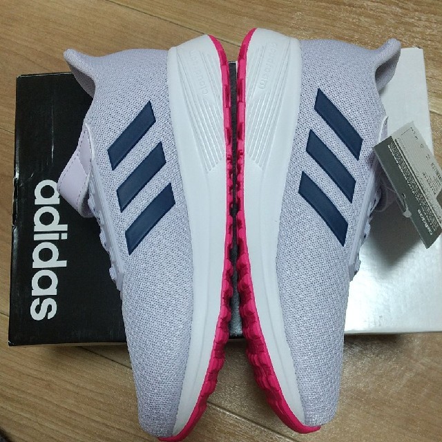 adidas(アディダス)のadidas アディダス スニーカー DURAMO デュラモ  キッズ/ベビー/マタニティのキッズ靴/シューズ(15cm~)(スニーカー)の商品写真