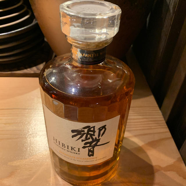 サントリー 響 700ml ジャパニーズハーモニー サントリー 響 700ml ジャパニーズハーモニー