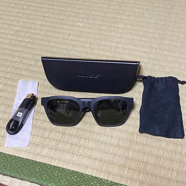 BOSE(ボーズ)のレオ様専用！BOSE FRAMES ALTO ワイヤレスオーディオサングラス メンズのファッション小物(サングラス/メガネ)の商品写真