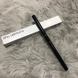 シュウウエムラ(shu uemura)のシュウウエムラshu uemuraアイライナーペンシル　グリーンブラック(アイライナー)