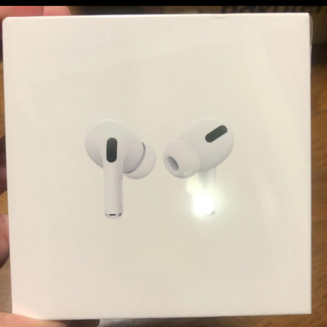 Apple(アップル)のAirPods Pro (エアーポッズ プロ) 新品未開封、未保証品 スマホ/家電/カメラのオーディオ機器(ヘッドフォン/イヤフォン)の商品写真