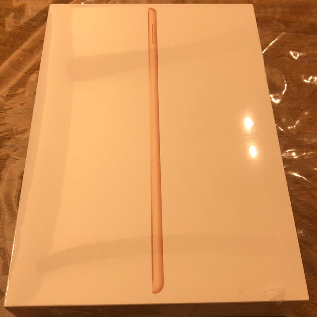 タブレット【第8世代】iPad 10.2インチ 128GB Wi-Fiモデル ゴールド