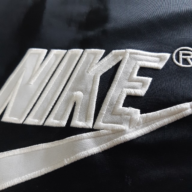 NIKE(ナイキ)のNIKE ナイキ 00s フルジップ ジャージ ビッグロゴ 刺繍 ブラック L メンズのトップス(ジャージ)の商品写真