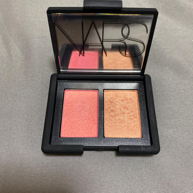 NARS(ナーズ)のNARS ブラッシュカラーデュオ コスメ/美容のベースメイク/化粧品(チーク)の商品写真