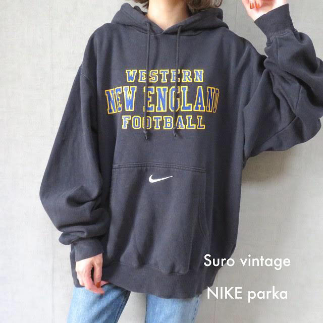 【激レア】90s NIKE ナイキ　パーカー　刺繍　カレッジ　スウェット