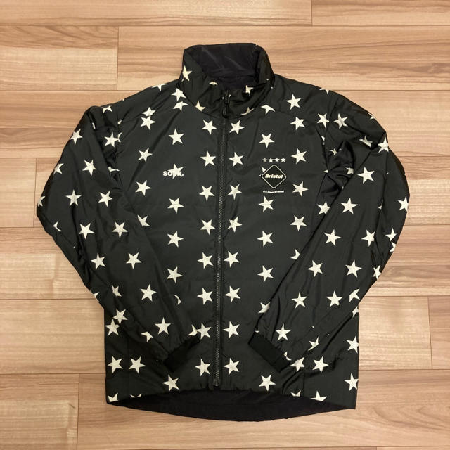 F.C.R.B. ダウン ツアージャケット エフシーアルビーの通販 by いっさ's shop|エフシーアールビーならラクマ - FCRB マウンテンパーカー PDK 通販新品
