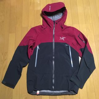 アークテリクス(ARC'TERYX)のアークテリクス　RUSH JACKET(ナイロンジャケット)