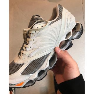 ミズノ(MIZUNO)のMIZUNO WAVE PROPHECY LS for Graphpaper(スニーカー)