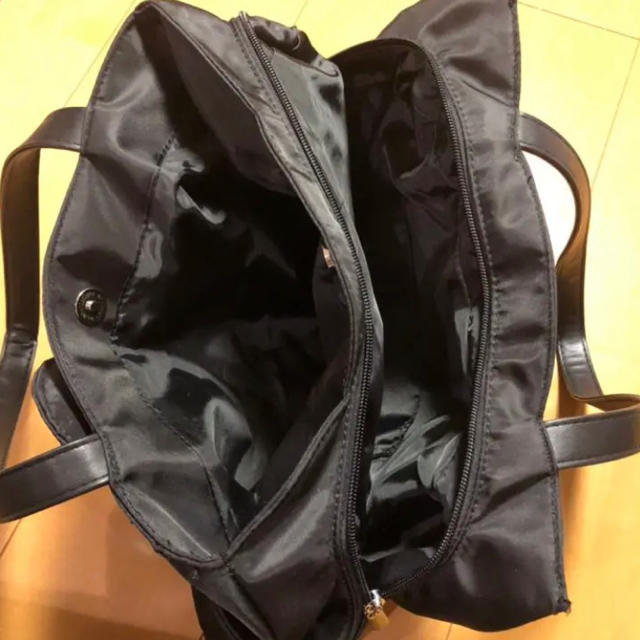 サンリオ(サンリオ)の♡専用♡ハローキティ　ダイカットトートバッグ　ブラック レディースのバッグ(トートバッグ)の商品写真