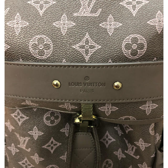 LOUIS VUITTON(ルイヴィトン)の新品 ルイヴィトン ディスカバリー バックパック 渋谷ポップアップ限定 メンズのバッグ(バッグパック/リュック)の商品写真