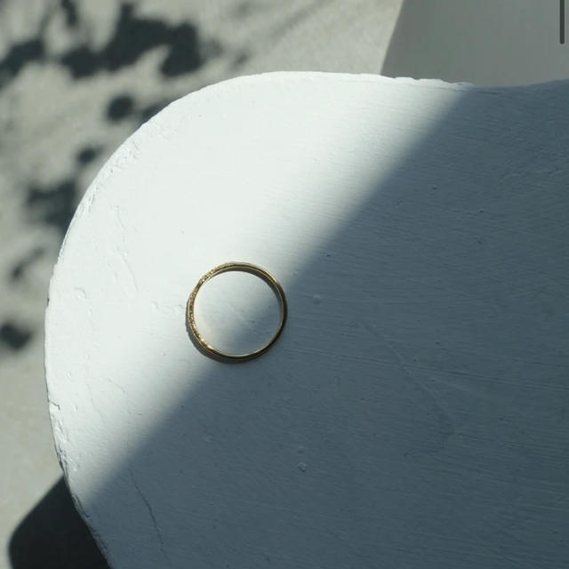 フロストS-Ring ゴールド 3号 un by tomoyo yoshida レディースのアクセサリー(リング(指輪))の商品写真