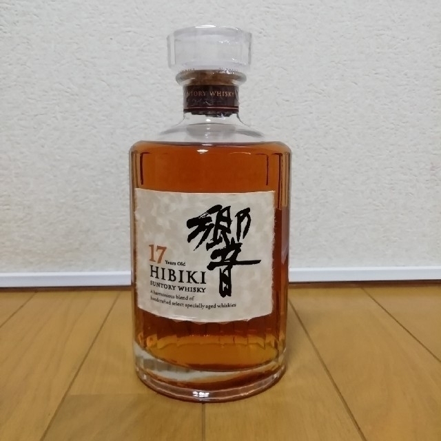 サントリー　ウィスキー　響　17年　700ml