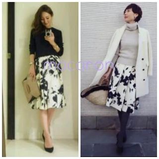 ザラ(ZARA)のご専用 秋ザラZARA人気 花柄スカート星玲奈さん田丸麻紀さん着用フレイ美人百花(ひざ丈スカート)