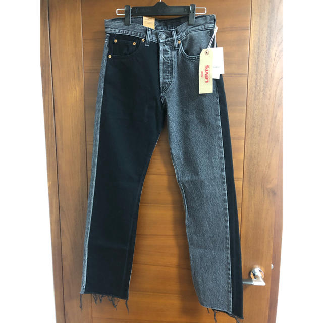新品 vetements levi's リーバイス バイカラー デニム 28 最前線の