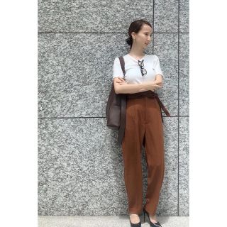 トゥデイフル(TODAYFUL)のlouren highwaist tapered pants(カジュアルパンツ)