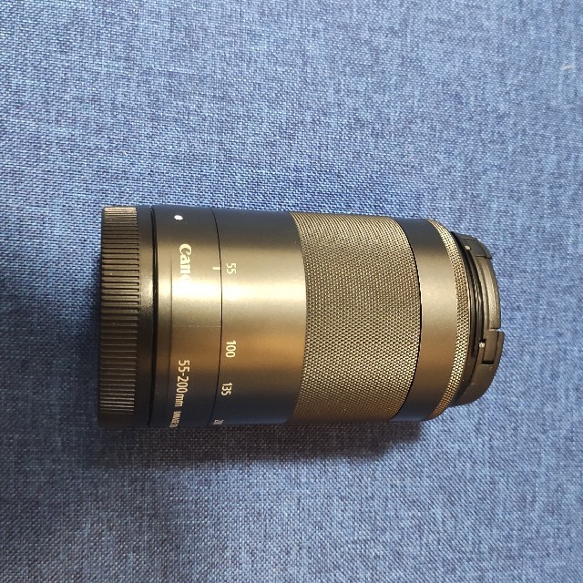 Canon(キヤノン)のCANON EFマウント用レンズ　EF-M55-200ISSTM スマホ/家電/カメラのカメラ(レンズ(ズーム))の商品写真