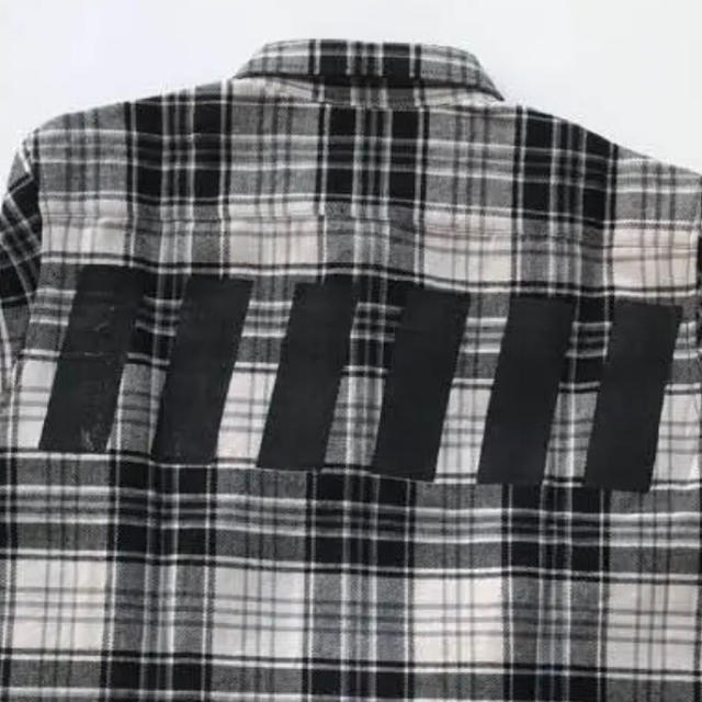 GOODENOUGH(グッドイナフ)のsixflags チェック ネルシャツ Lサイズ メンズのトップス(シャツ)の商品写真