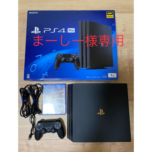 PS4 Pro 4K HDR 1TB Jet Black  本体&KH3