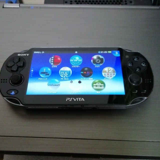 ゲームソフト/ゲーム機本体Playstation Vita PCH-1100