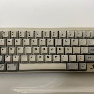 フジツウ(富士通)のHHKB professional 2 White 白　PD-KB400W(PC周辺機器)