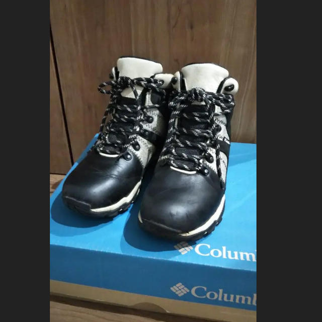 Columbia(コロンビア)のColumbiaコロンビアトレッキングシューズ スニーカー 25センチ スポーツ/アウトドアのアウトドア(登山用品)の商品写真