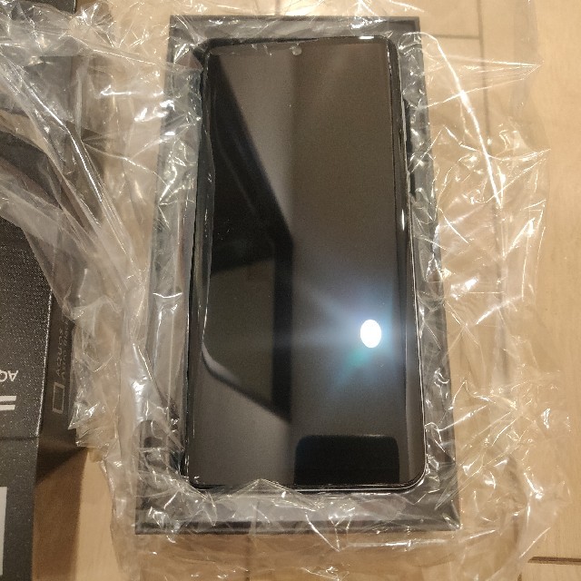 新品 AQUOS zero2 SoftBank simフリー