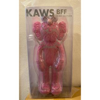 メディコムトイ(MEDICOM TOY)のKAWS BFF PINK EDITION カウズ　ピンク　MEDICOMTOY(ぬいぐるみ)