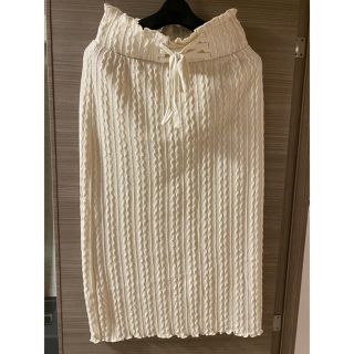 ダブルクローゼット(w closet)のw closetの白ニットスカート(ロングスカート)