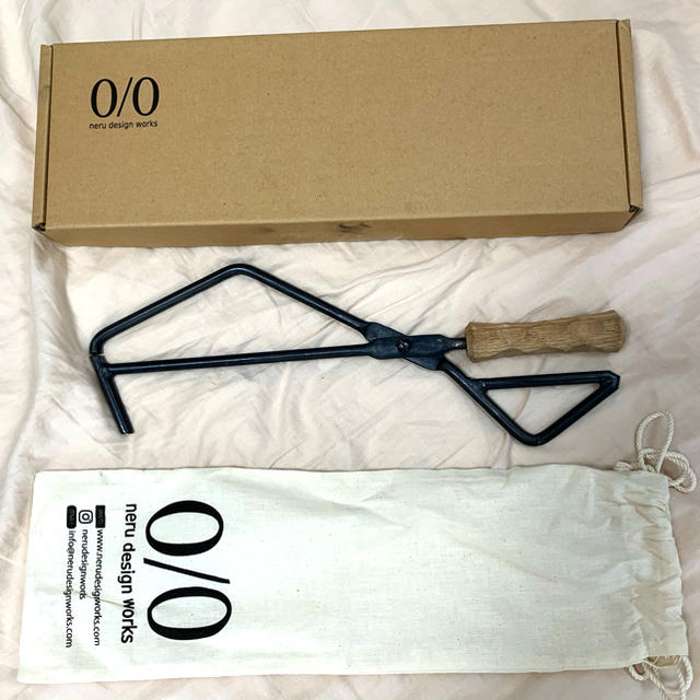 新品 MAKIBASAMI ネルデザインワークス 薪ばさみ | www.jarussi.com.br