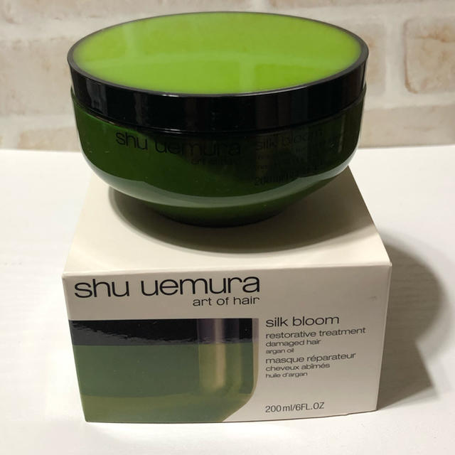 shu uemura(シュウウエムラ)の【新品未使用】シュウ ウエムラ シルクブルーム マスク コスメ/美容のヘアケア/スタイリング(トリートメント)の商品写真