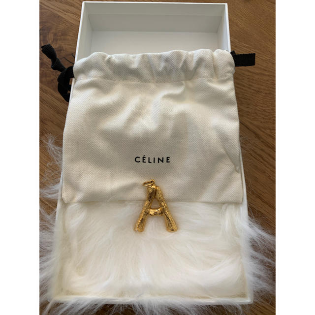 celine イニシャル ぺンダントトップ A 2022年春の www.gold-and-wood.com