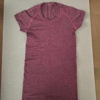 ルルレモン(lululemon)のTシャツ(Tシャツ(半袖/袖なし))