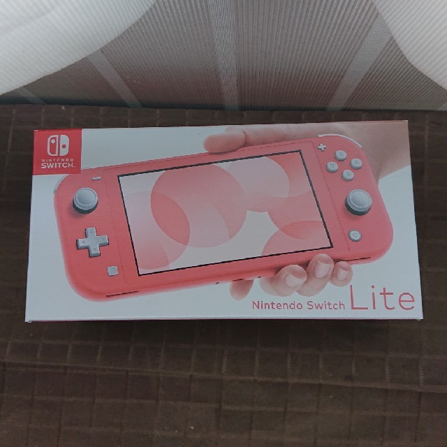 Nintendo Switch Lite　コーラル  新品未開封