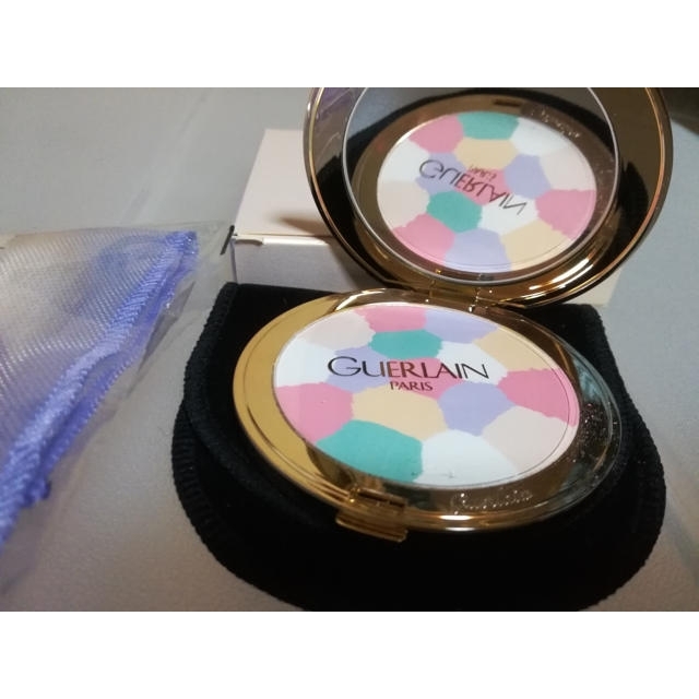 GUERLAIN(ゲラン)のゲラン　メテリオット　ヴォワイヤージュ　コンパクト　ブラシ　セット  未使用 コスメ/美容のベースメイク/化粧品(フェイスカラー)の商品写真